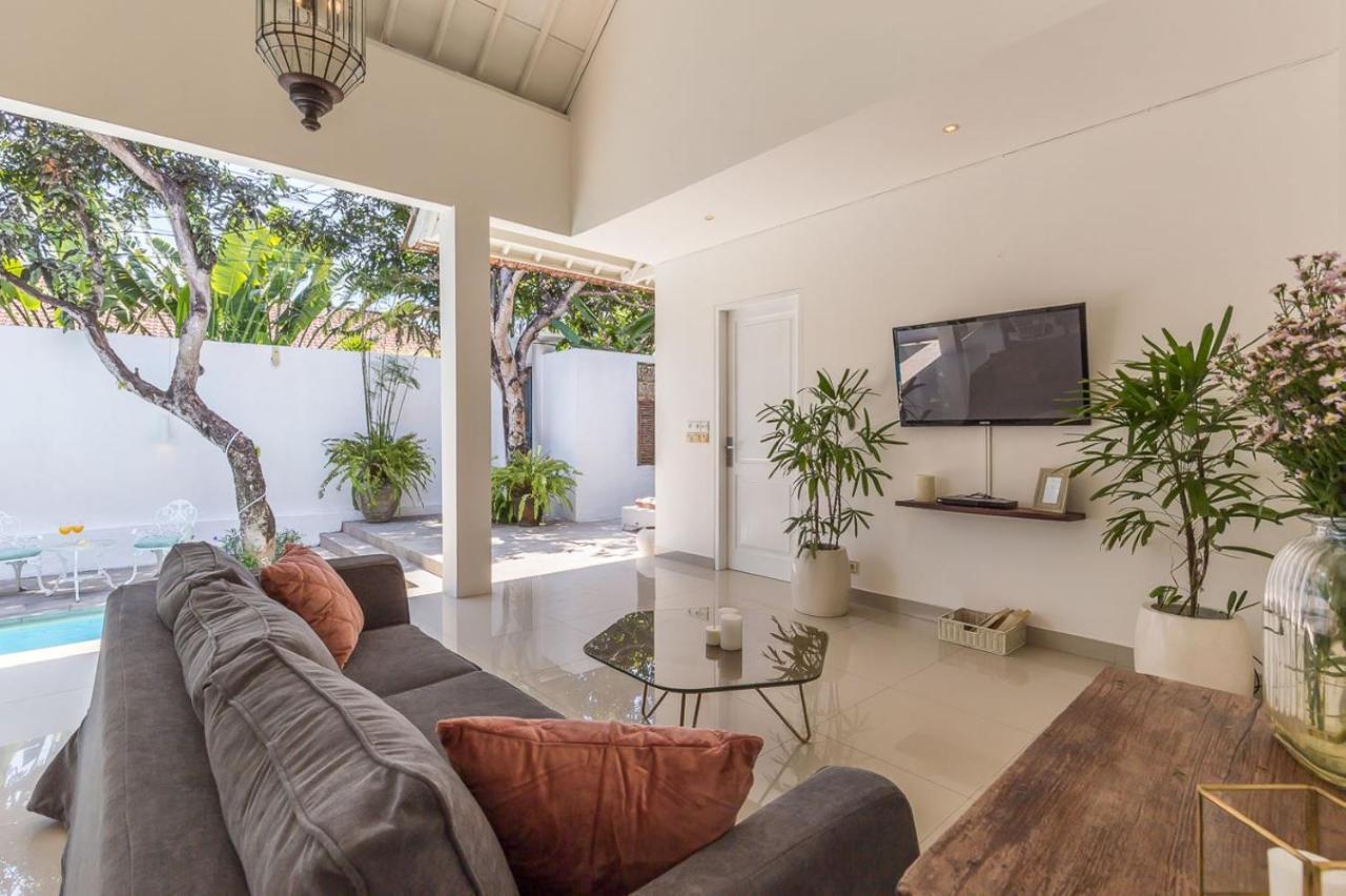 Modern 3Br Pool Villa Verone In Seminyak, Bali Canggu Exterior foto